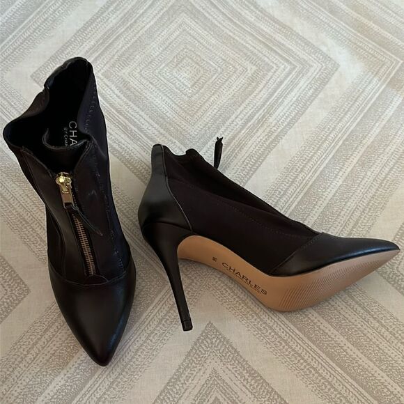 Charles By Charles David Dark Brown Ankle Boot Mixed Media Leather Front Zip - Picture 1 of 7